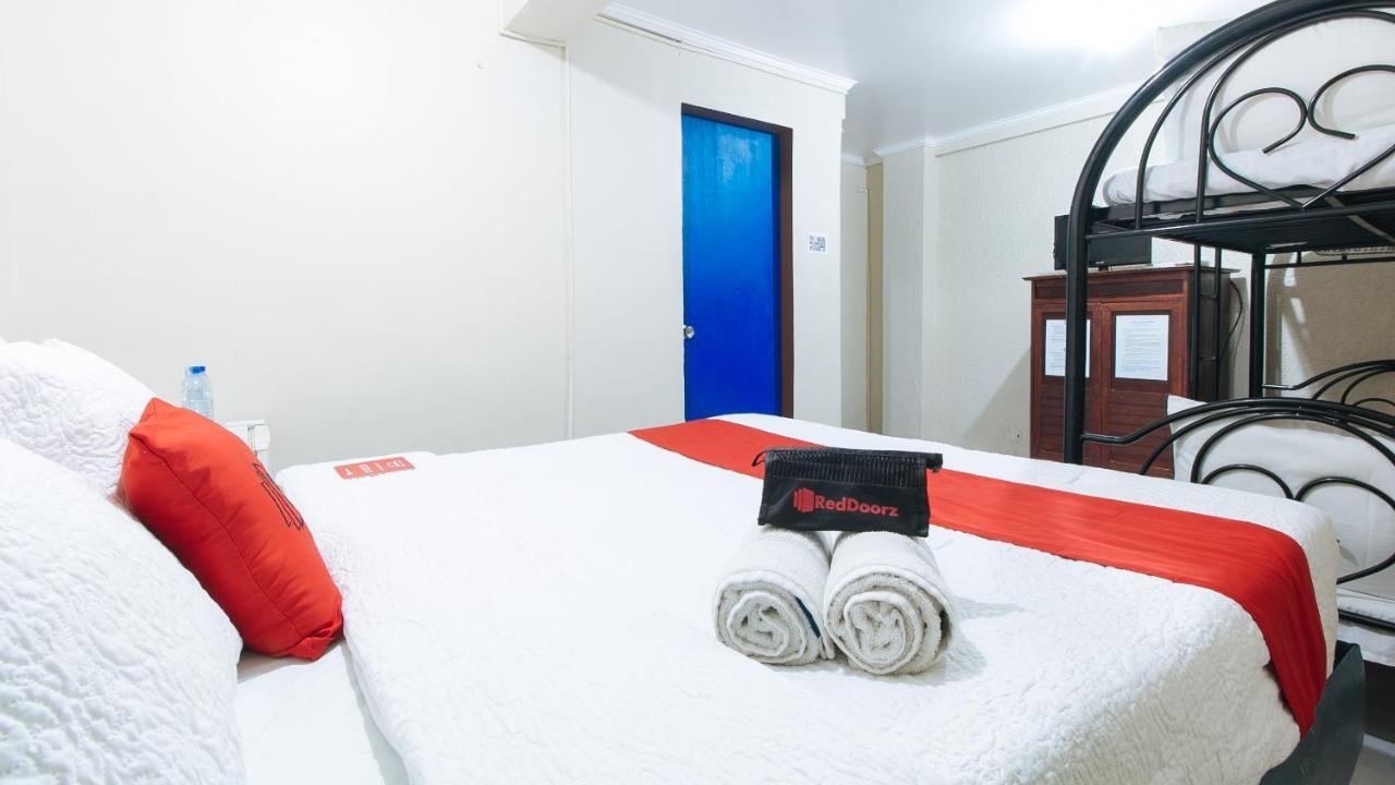 Reddoorz Plus At Lagoon Resort Zambales Olongapo Buitenkant foto